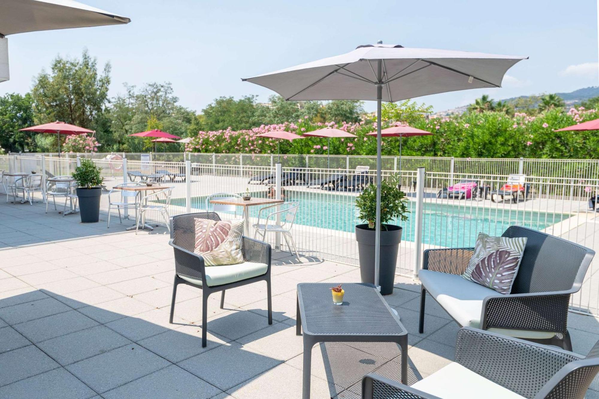 Comfort Aparthotel Cannes Mandelieu 外观 照片